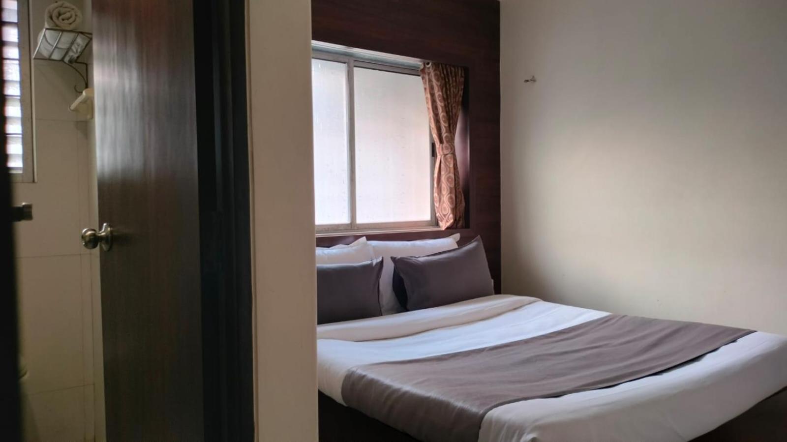 Hotel Sai Nidhi Executive-Mindspace Airoli Navi Mumbai Exterior photo
