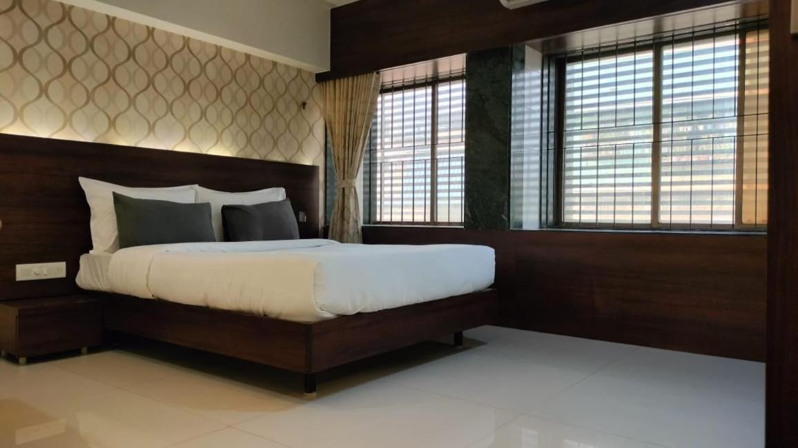 Hotel Sai Nidhi Executive-Mindspace Airoli Navi Mumbai Exterior photo